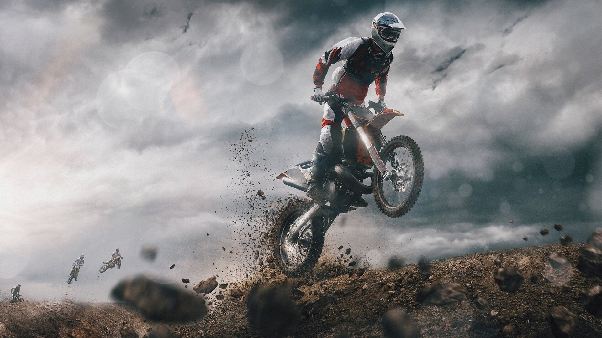 安东·李恩：他的防守稳健、传球精准，是全黑队中场的灵魂，安东内利什么水平